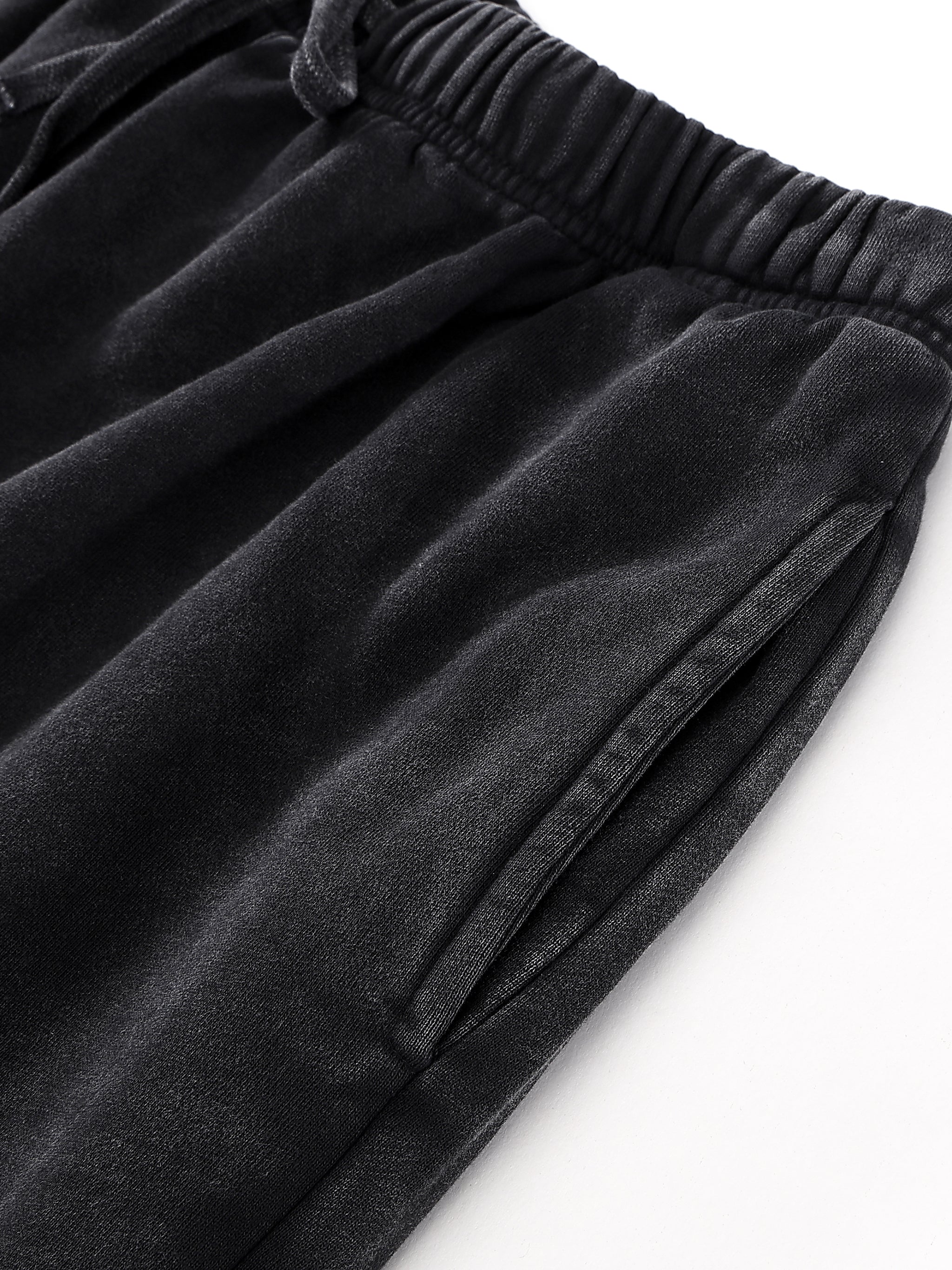 SPACE DE NOIR SHORTS